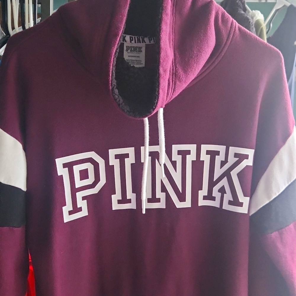 (S) VS PINK cowlneck sweatshirt!